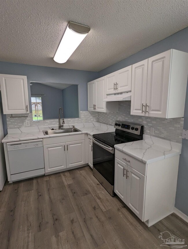 Building Photo - 2466 Redoubt Ave