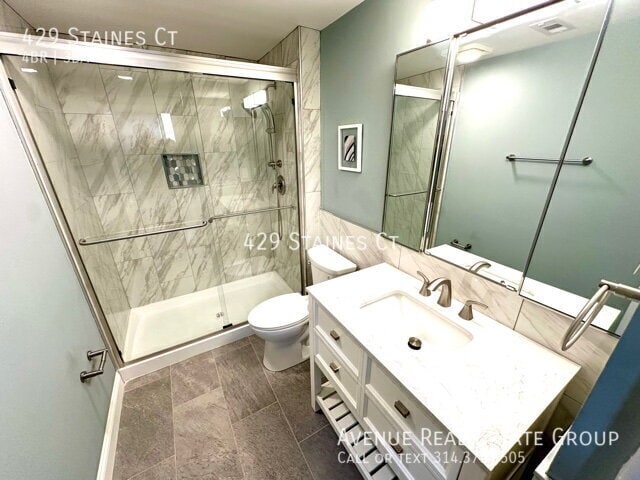 Building Photo - 429 Staines Ct