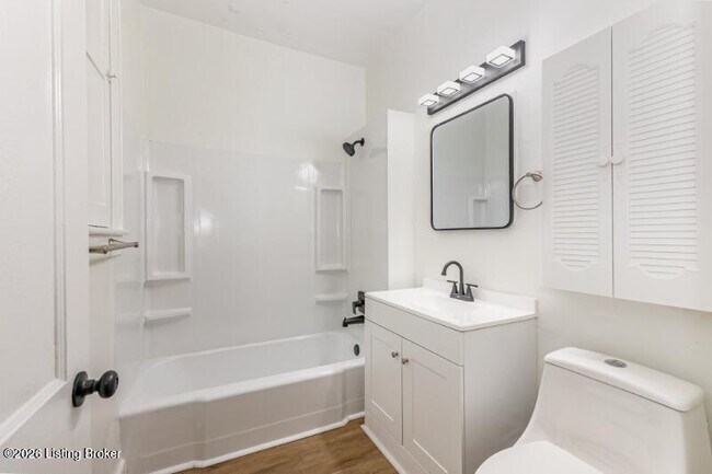 Building Photo - 4806 Peachtree Ave