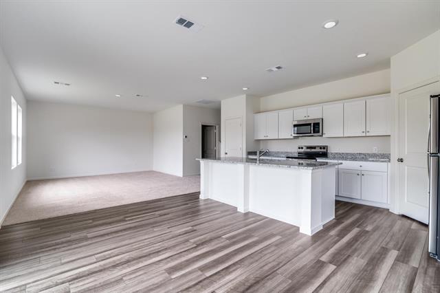 Building Photo - 1876 Lockhart Dr