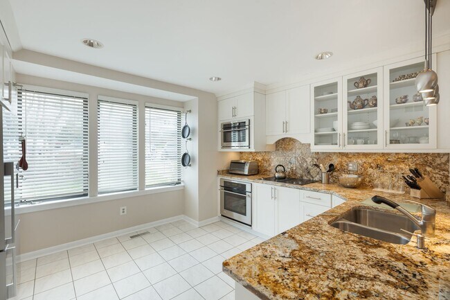 Building Photo - COMING SOON -11030 Thrush Ridge Rd - Liste...