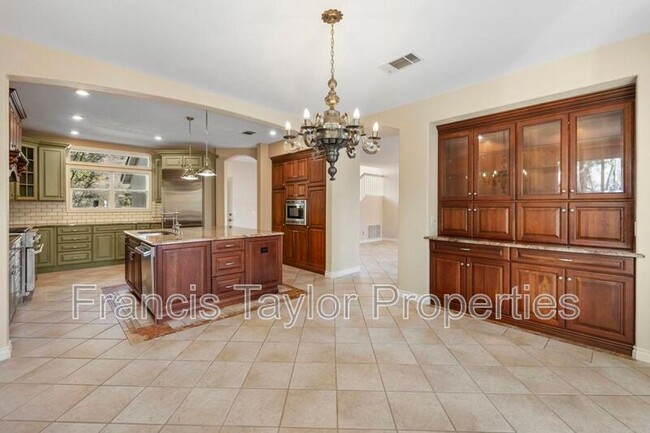Building Photo - 29870 Platanus Dr