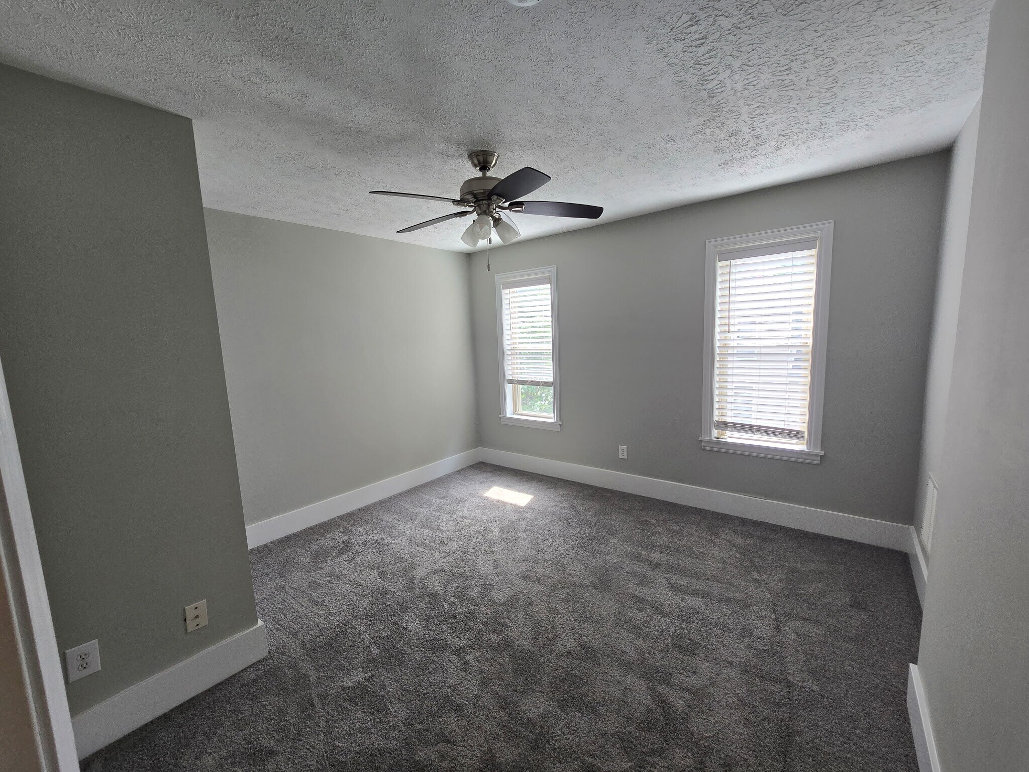 Bedroom 1 - 1218 S Washington Ave