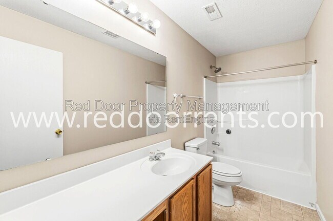 Building Photo - 12419 Deerview Dr