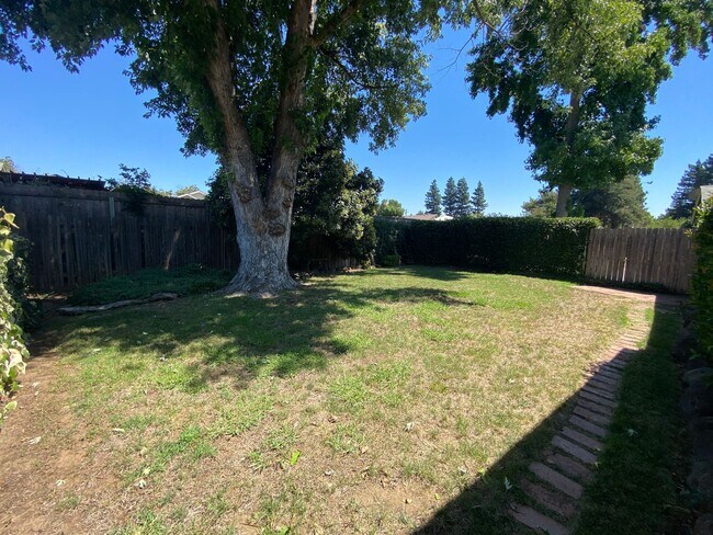 Building Photo - 2856 Calecita Way