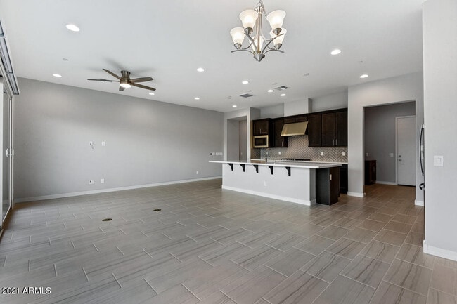 Building Photo - 7440 E Via De Luna Dr