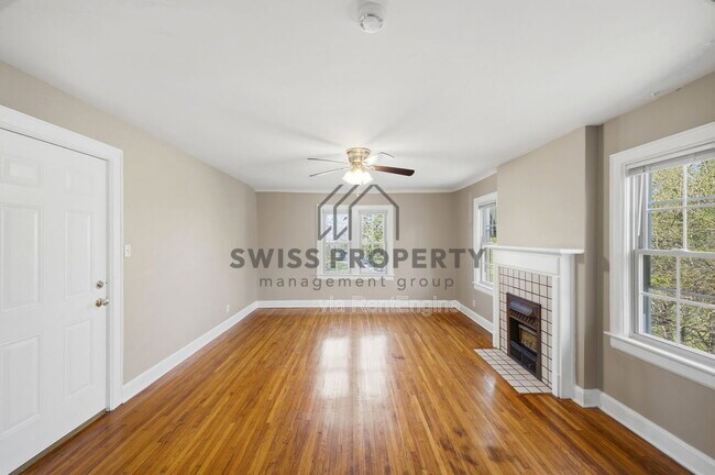 Building Photo - 25 W Tulane Rd