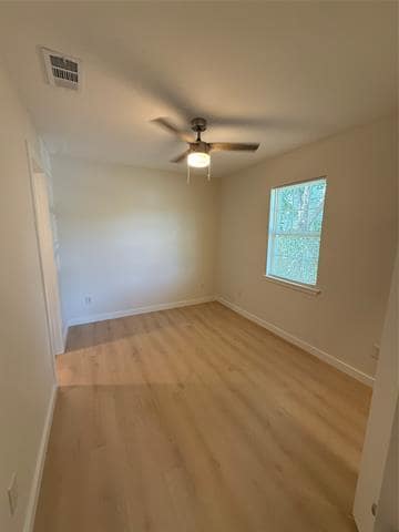 Building Photo - 3113 Navaro St
