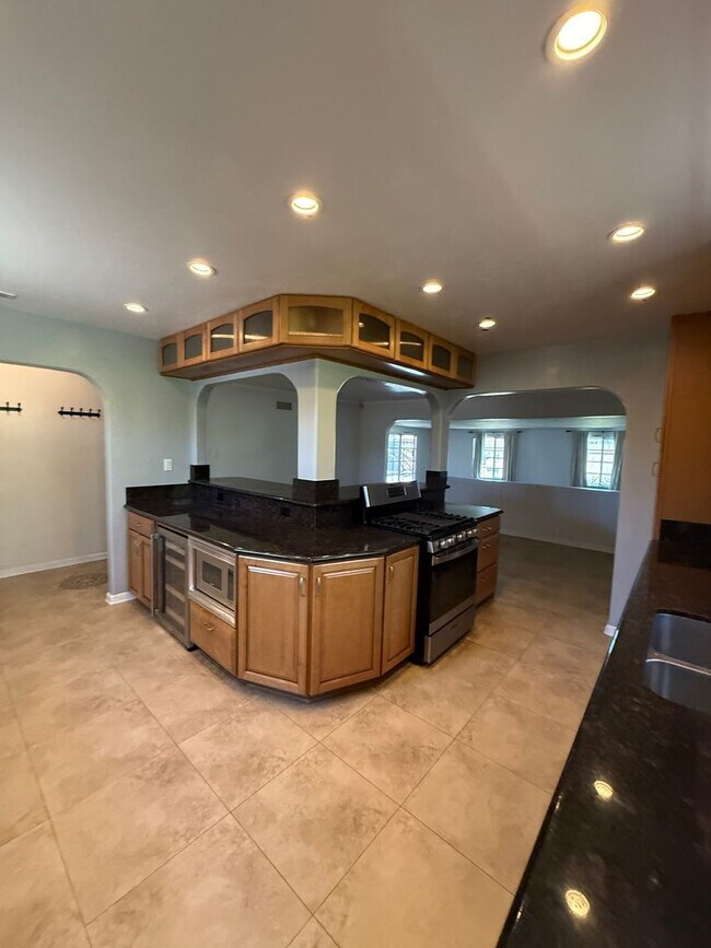 Building Photo - 3BD 2BA House in Kearny Mesa