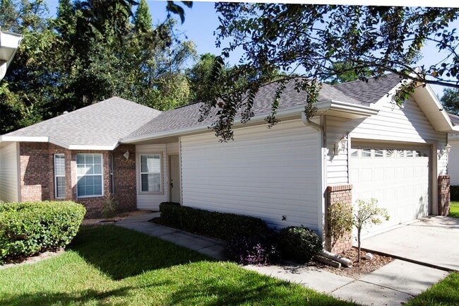 Building Photo - 4712 NW 80th Rd