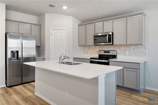 Building Photo - 1430 Piedmont