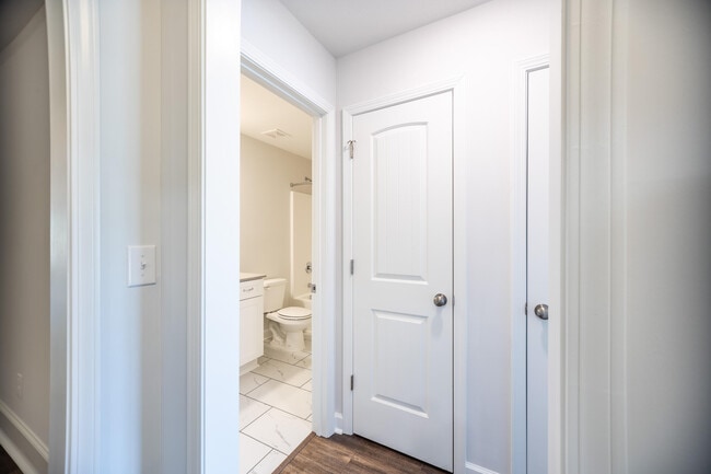 Building Photo - 7172 Paisley Cir