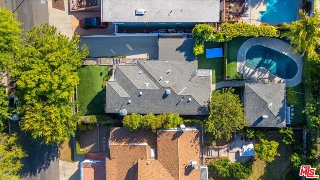 Building Photo - 14041 Roblar Rd