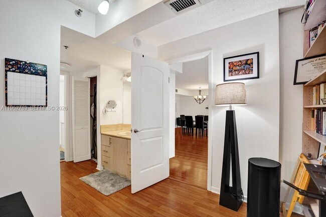 Building Photo - 1201 S Ocean Dr