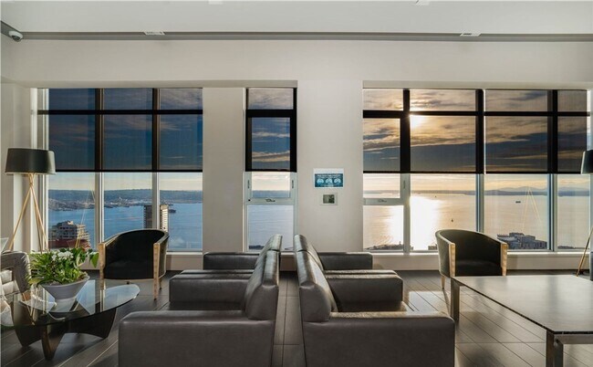 Building Photo - Insignia Condominiums ~ Belltown