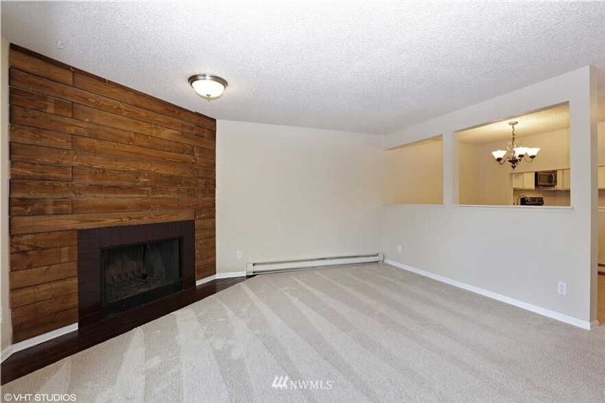 Building Photo - 2503 NE 4th St