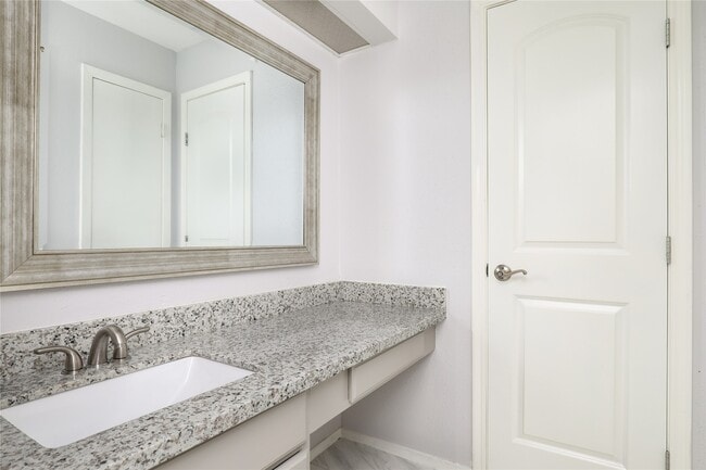 Building Photo - 2703 Heritage Colony Dr