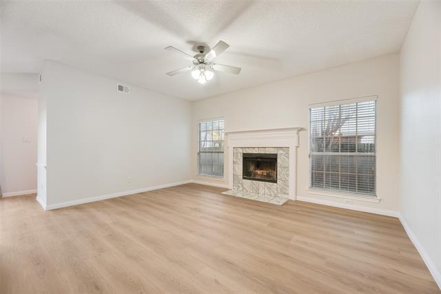 Building Photo - 1507 Lakeshore Dr