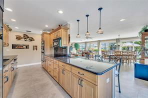 Primary Photo - 388 Hibiscus Dr