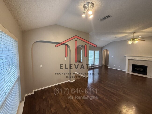 Building Photo - 6105 Comfort Dr