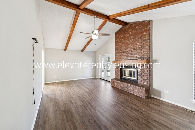 Building Photo - 11168 S Douglas Ave