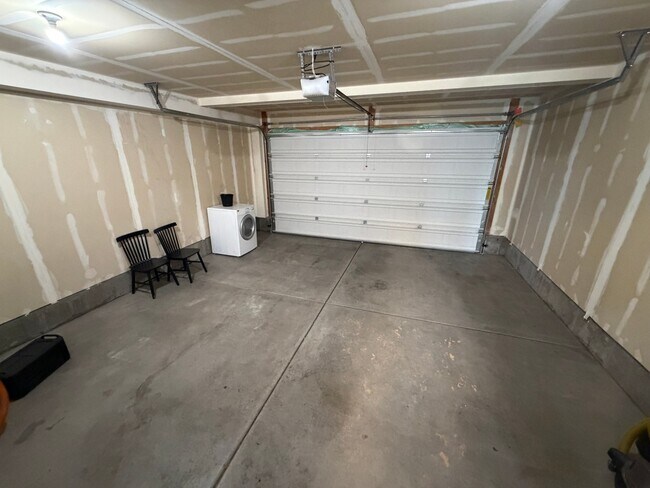 Building Photo - 5122 W Dolce Ct