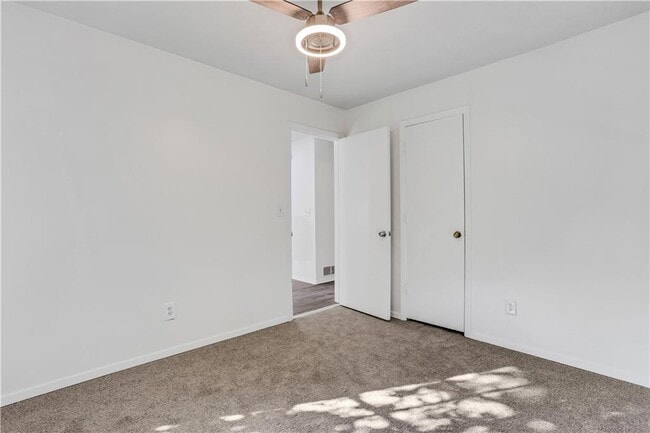 Building Photo - 6308 E Windsor Ln