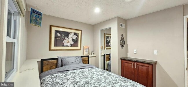 Building Photo - 4033 Pickstone Dr