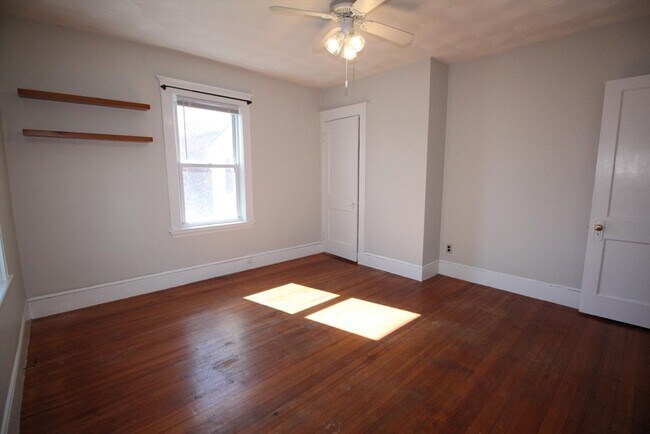 Building Photo - 63 Foster St