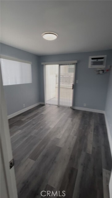 Building Photo - 1036 Normandie Ave