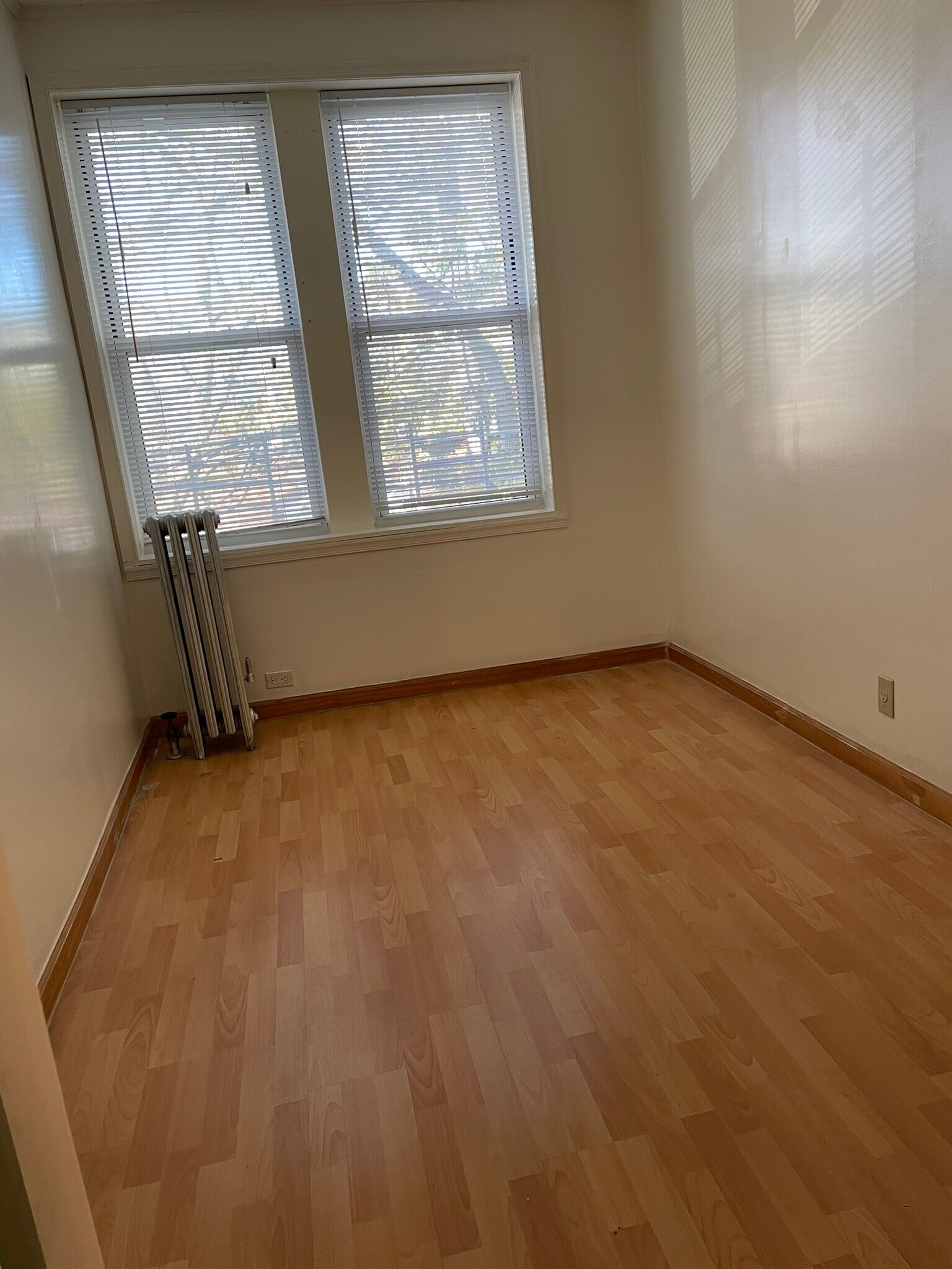 Bed 2 - 2333 E 24th St