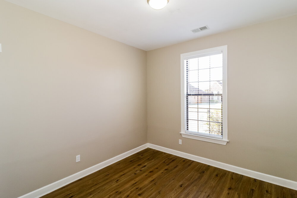 Building Photo - 1386 Sawmill Creek Ln