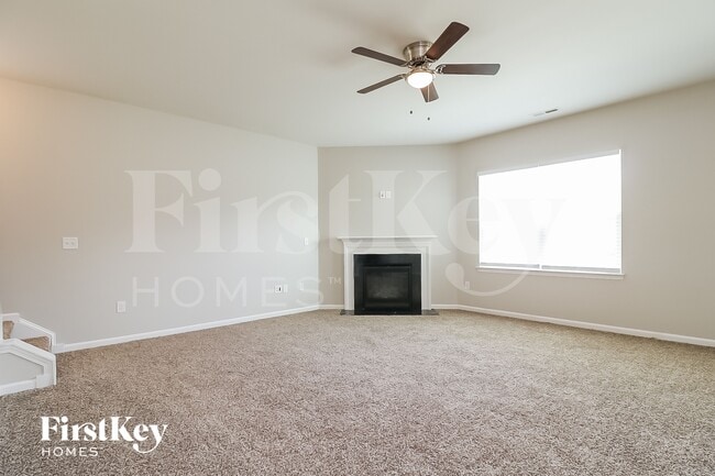 Building Photo - 43 S Great White Way