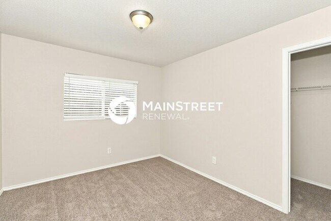 Building Photo - 3 Bedroom Pet-Friendly Home in Fort Worth, TX with Main Street Renewal
