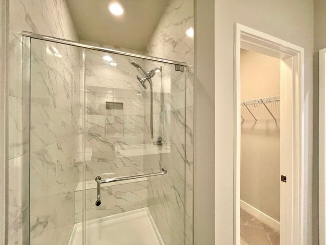 Building Photo - Great Townhome for rent