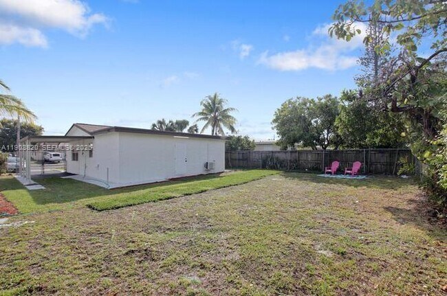 Building Photo - 7603 Kimberly Blvd