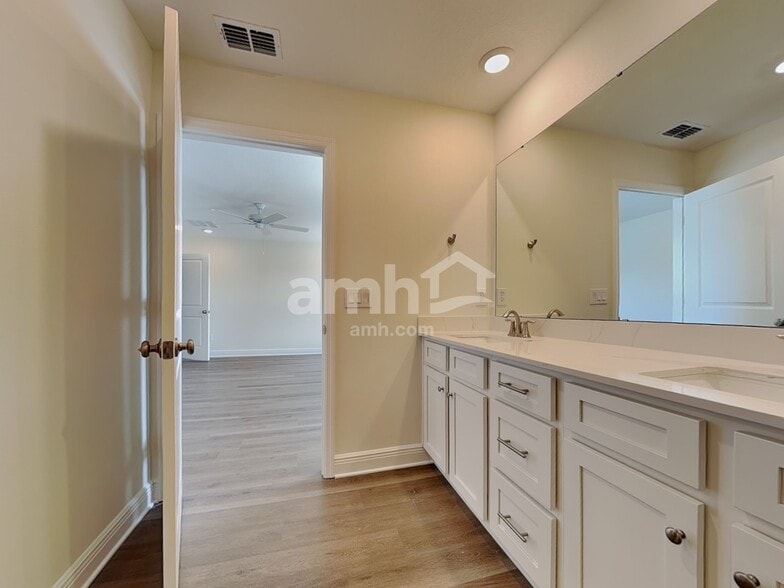 Building Photo - 4771 Tributary Ln