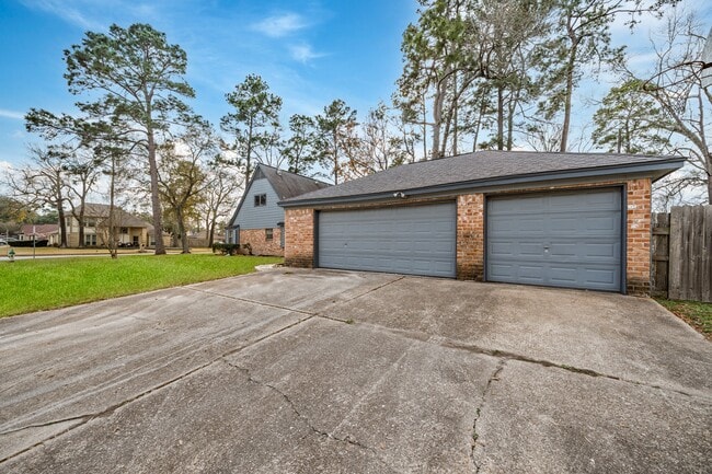 Building Photo - 119 Laura Ln