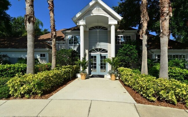Building Photo - Central Park II Condos -  Downtown Sarasota Annual Rental 1-Bedroom 1-Bath $1595