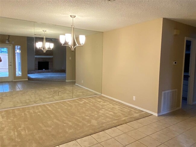 Building Photo - 7922 Ridgeline N