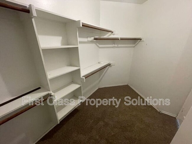 Building Photo - 11237 NW 97th St