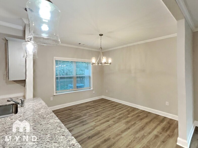 Building Photo - 7734 Fawn Cir