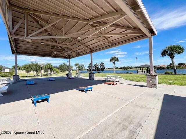 Building Photo - 6828 Toland Dr