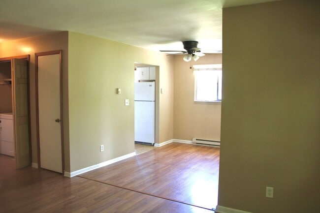 Building Photo - 1680 Tabortown St