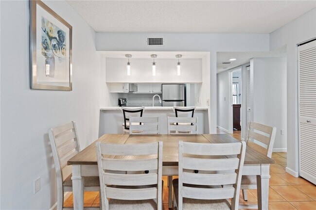 Building Photo - 4574 Ringwood Meadow