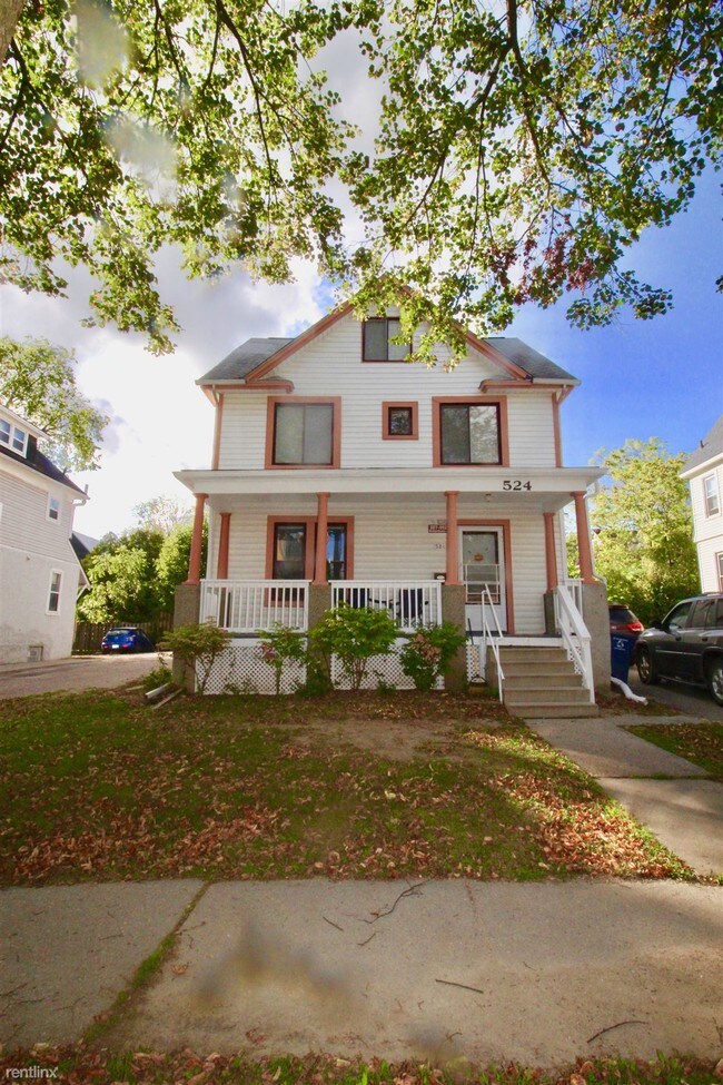 Building Photo - 7 br, 3 bath House - 524 Walnut St 524 Walnut