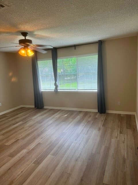 Building Photo - 6026 Coral Ridge Rd