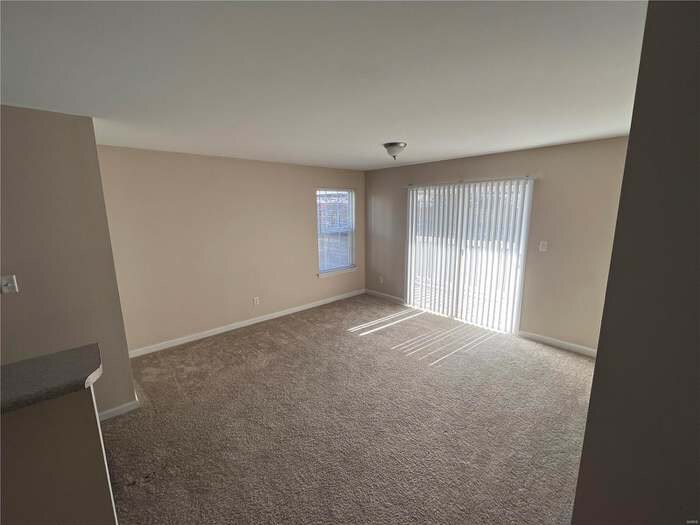 Building Photo - 5203 Spring Creek Ln