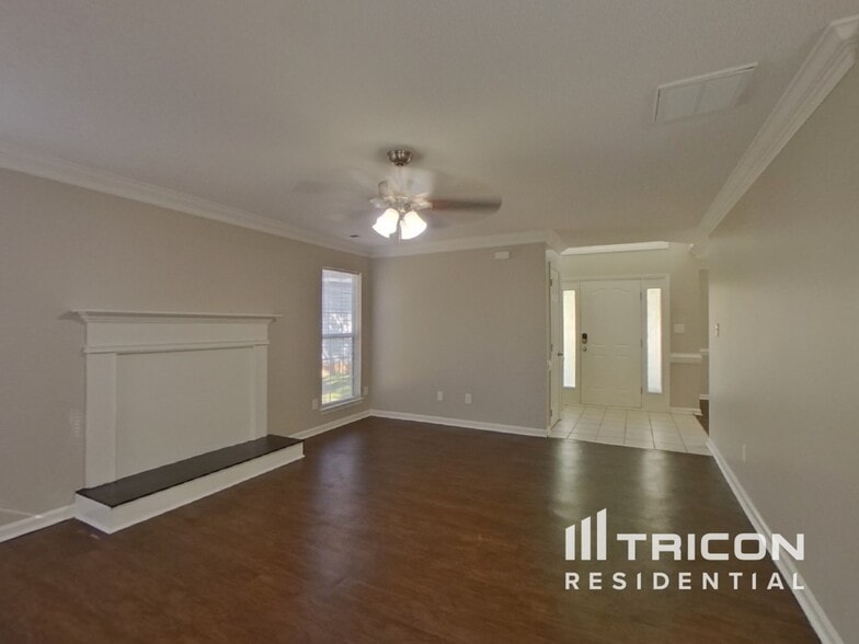 Building Photo - 9101 Mentmore Ct