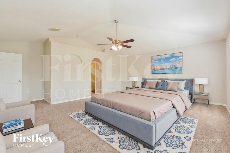 Building Photo - 31845 Sunpark Cir
